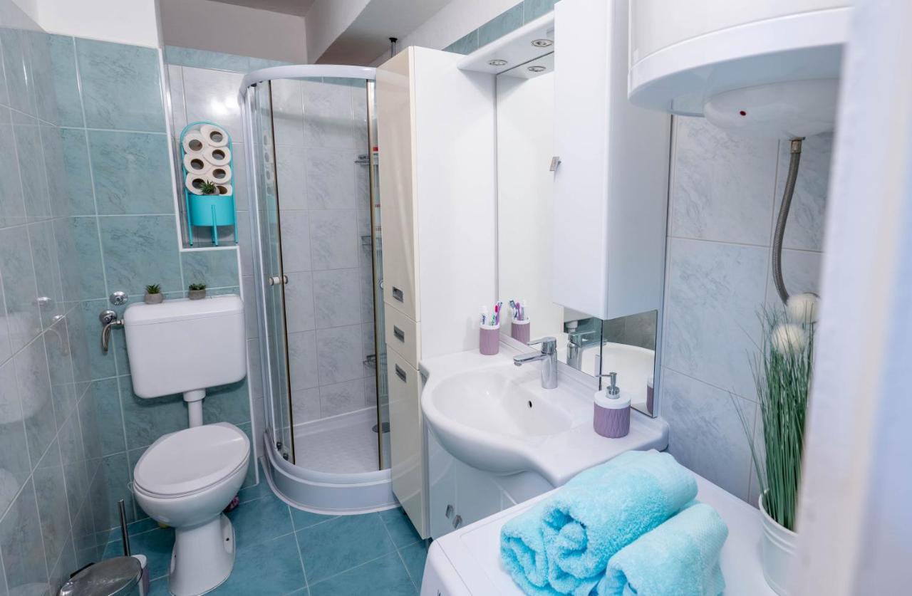 Apartman M Apartment คนิน ภายนอก รูปภาพ