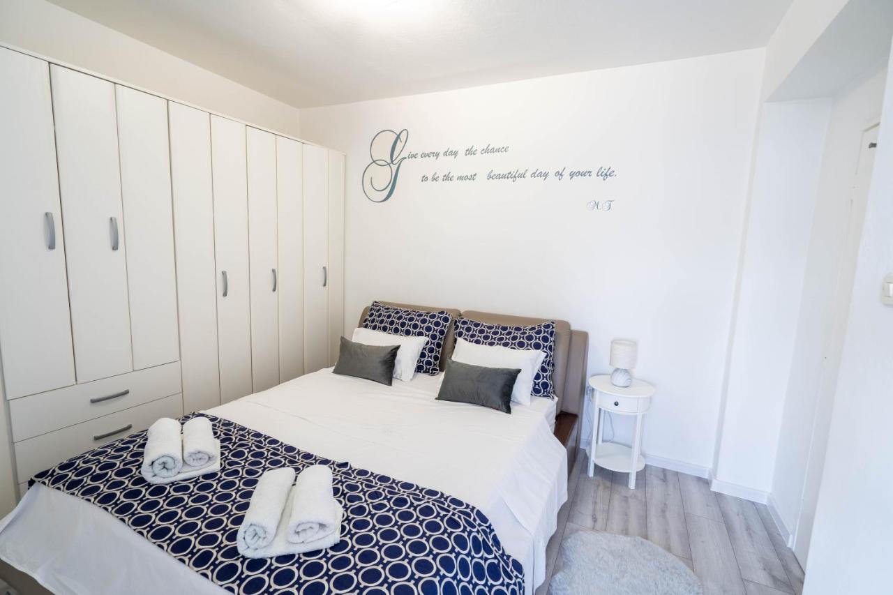 Apartman M Apartment คนิน ภายนอก รูปภาพ