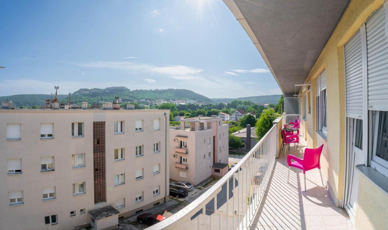 Apartman M Apartment คนิน ภายนอก รูปภาพ